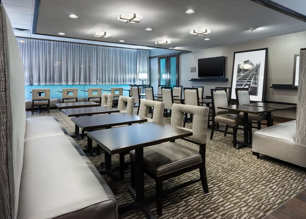 Hotel photo 28 of Hampton Inn Pittsburgh University/Medical Center.