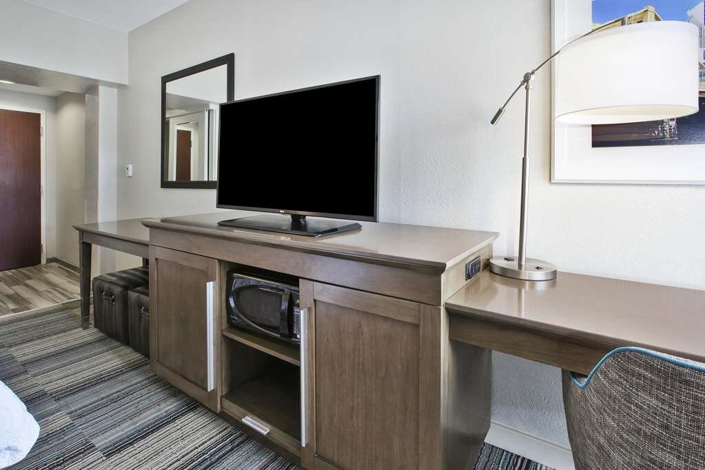 Hotel photo 10 of Hampton Inn Pittsburgh University/Medical Center.