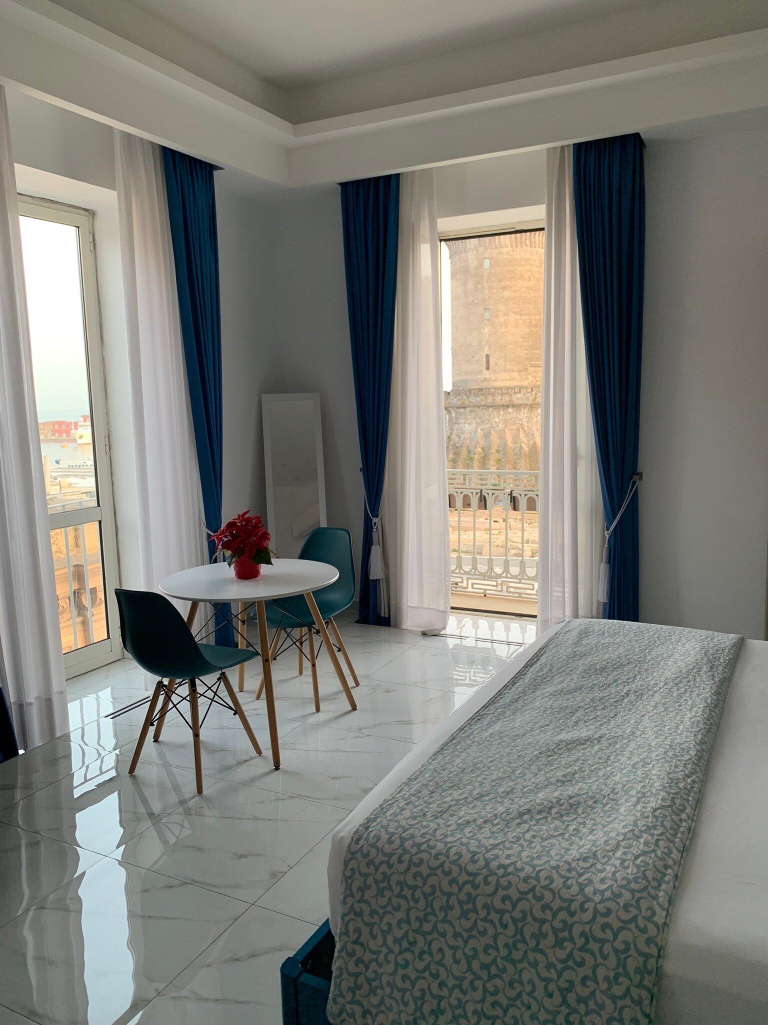 MAIN EXCLUSIVE ROOMS - Updated 2024 Prices & B&B Reviews (Naples, Italy)