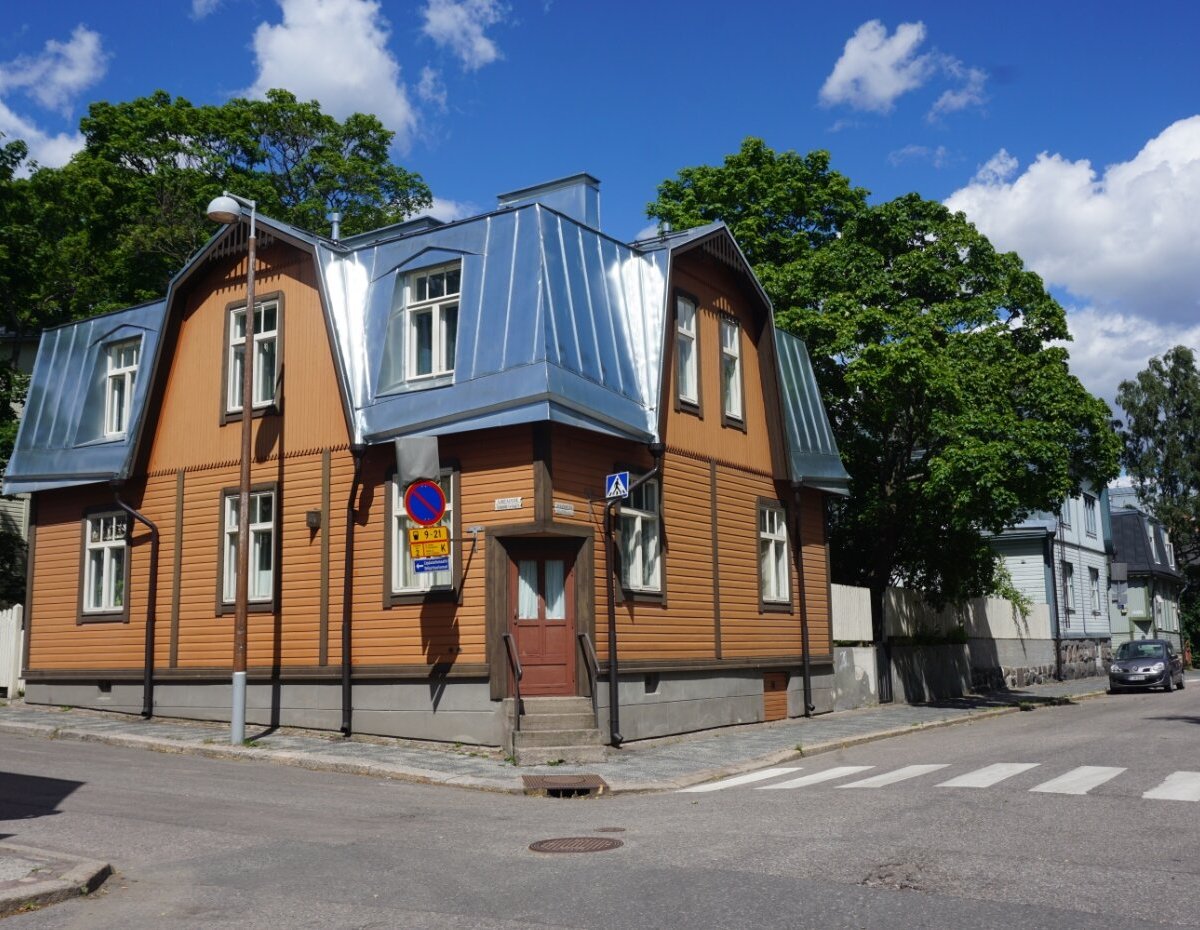 Puu-vallila Wooden House District (Helsinki) - Lo que se debe saber antes  de viajar - Tripadvisor