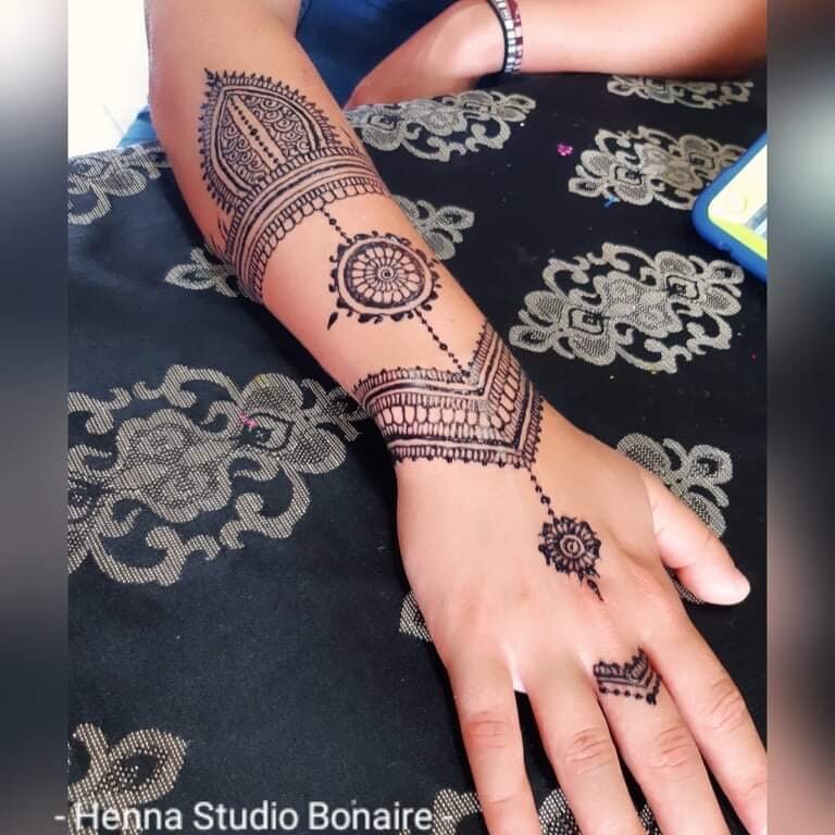 Henna Studio Bonaire (Kralendijk) - All You Need to Know BEFORE You Go