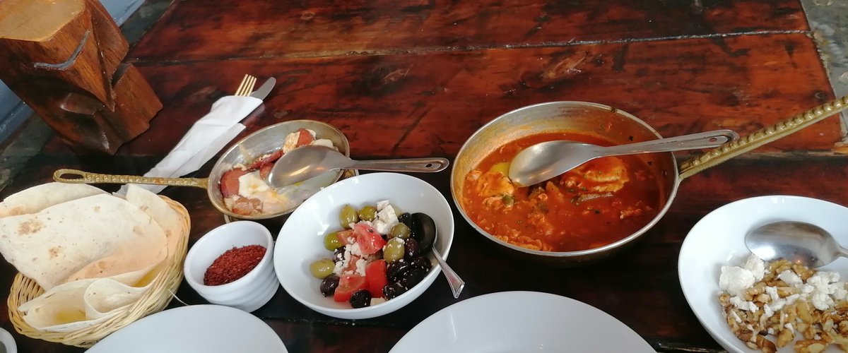 We have been to the delightful cafe called Pasha Cafe Bistro in Chobham and were amazed by the lovely atmosphere, delicious food and welcoming chef and staff. Highly recommended if you are after a lovely Turkish food and great coffee.