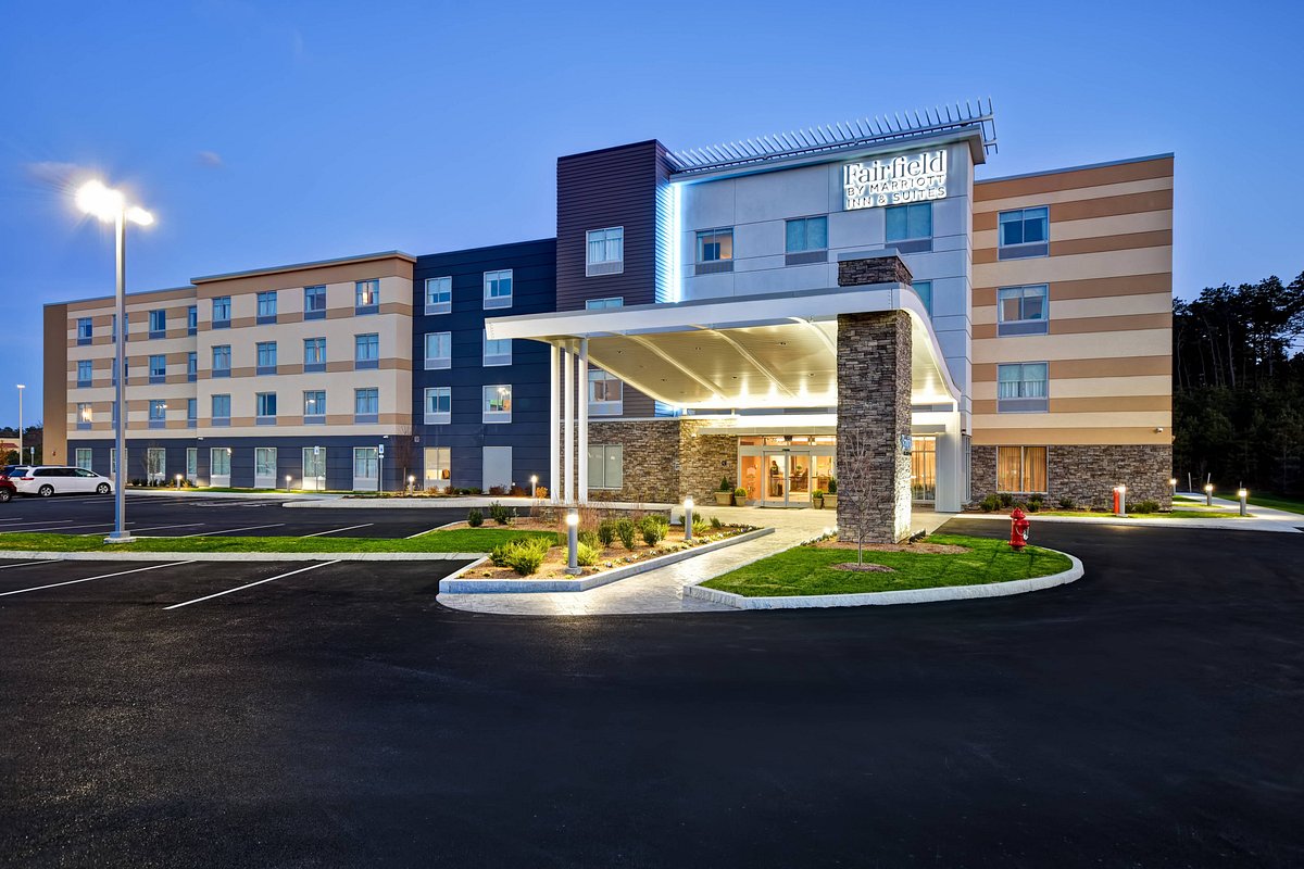 Fairfield Inn &amp; Suites Plymouth, hotel in Plymouth