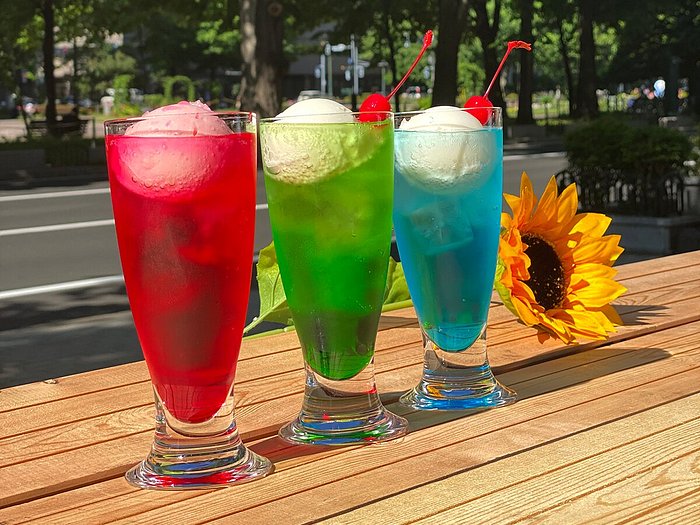 夏におすすめ！昭和のレトロなクリームソーダ