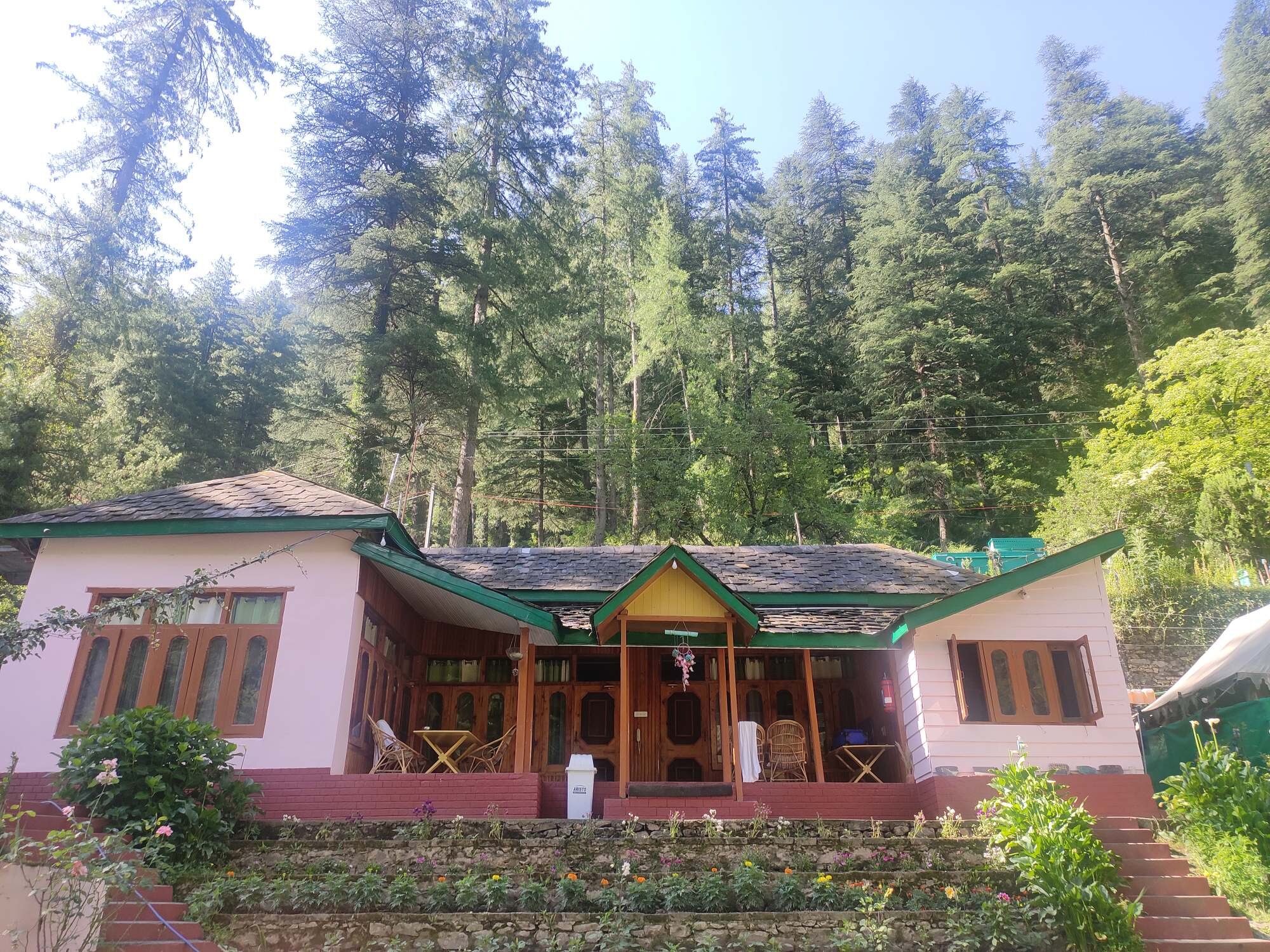 PARVATI KUTEER (Kasol, Himachal Pradesh) - Hotel Reviews, Photos, Rate ...