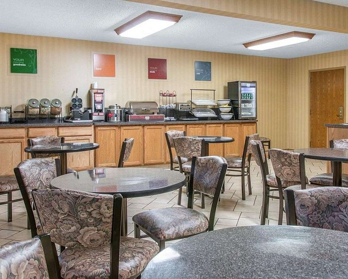 COMFORT INN WEST $106 ($̶1̶1̶8̶) - Prices & Hotel Reviews - Tripadvisor