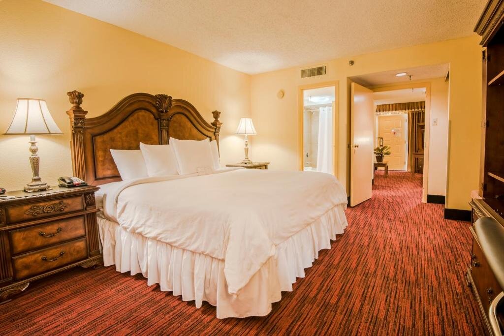 Hotels near discount mcm elegante dallas