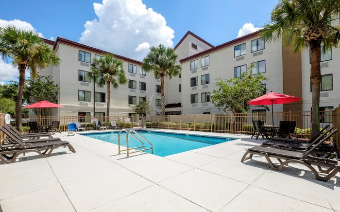 Red Roof Plus+ Gainesville Pool Pictures & Reviews - Tripadvisor