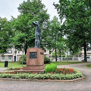 Statue Of Jari Litmanen (Lahti) - All You Need to Know BEFORE You Go
