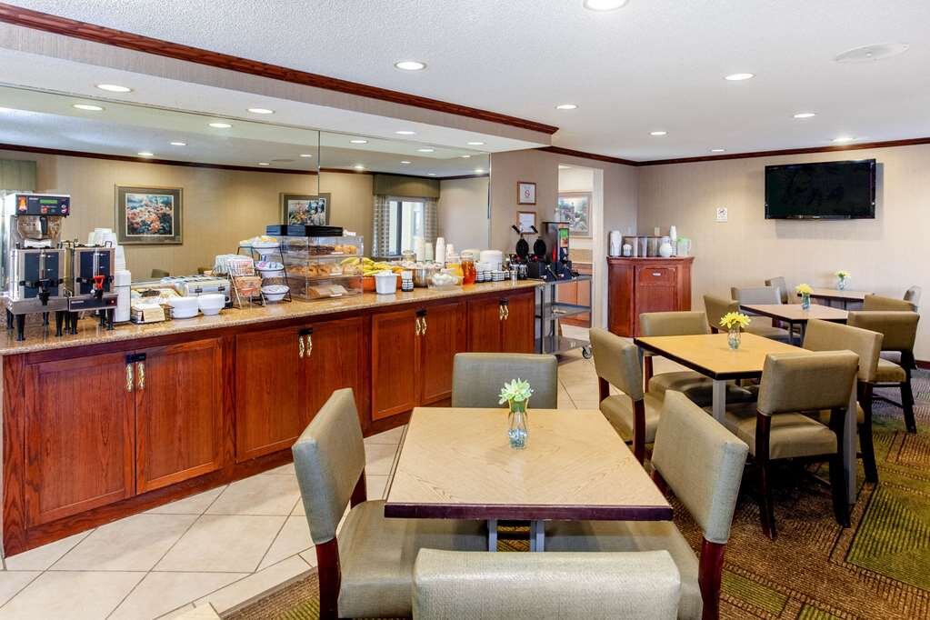 Hotel photo 28 of La Quinta Inn by Wyndham Wausau.
