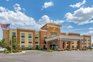 Comfort Inn & Suites Tooele in Tooele, image may contain: Hotel, Inn, City, Urban