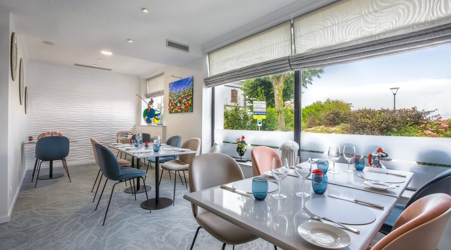 dining room.....