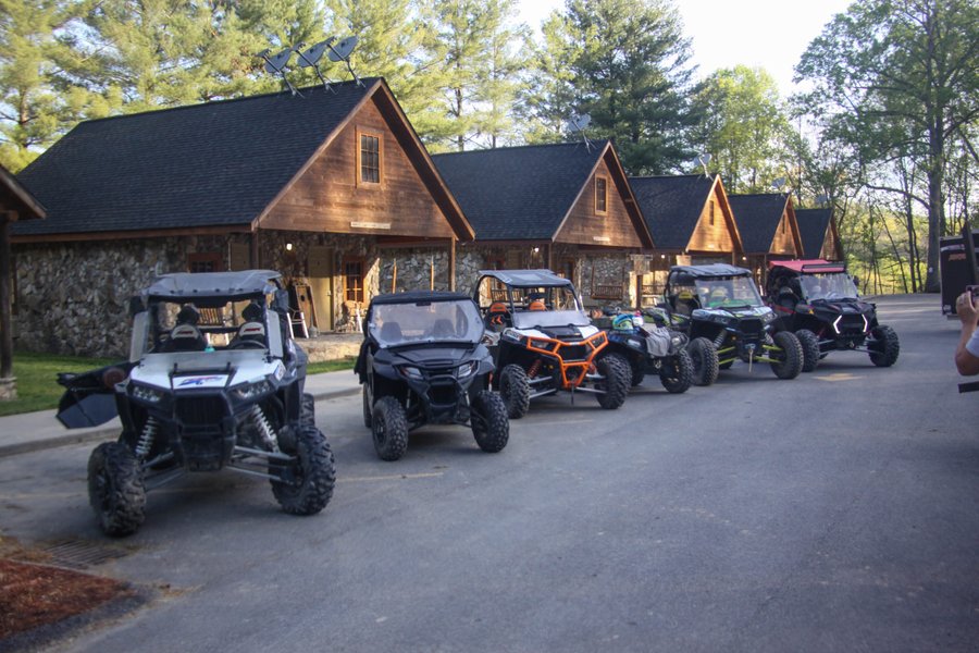 Buffalo Trail Cabins, Cottages & Campground (블루필드) - 호텔 리뷰 & 가격 비교