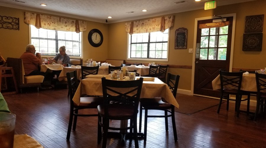 Trish’s Mountain Diner