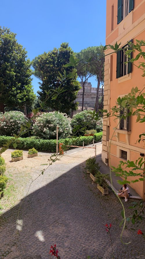 DOMUS ALBERICO - Updated 2024 Prices & Guest house Reviews (Rome, Italy)