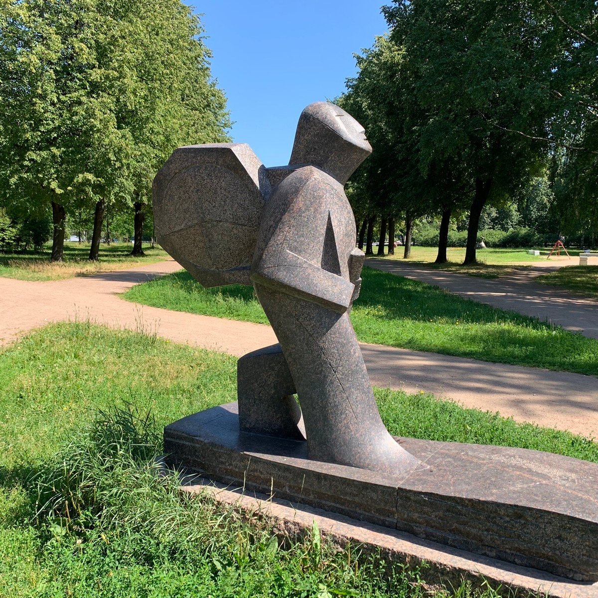 Сад Нева Санкт-Петербург скульптура