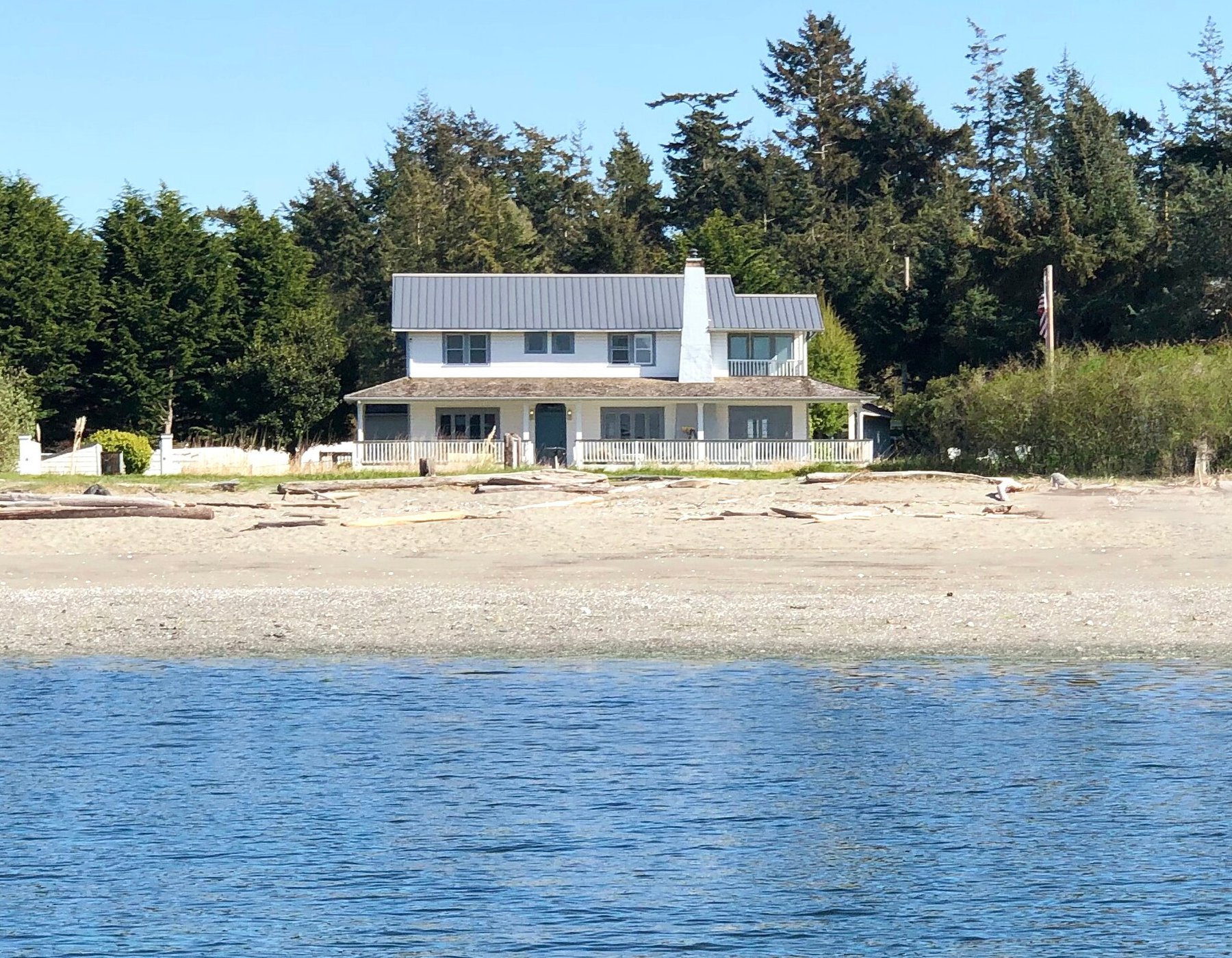 MacKaye Harbor Inn by null