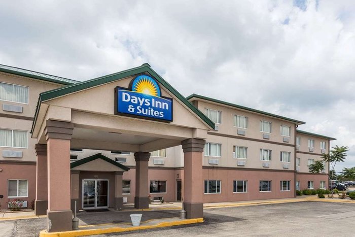 DAYS INN & SUITES BY WYNDHAM OF MORRIS $67 ($̶9̶6̶) - Updated 2023 ...