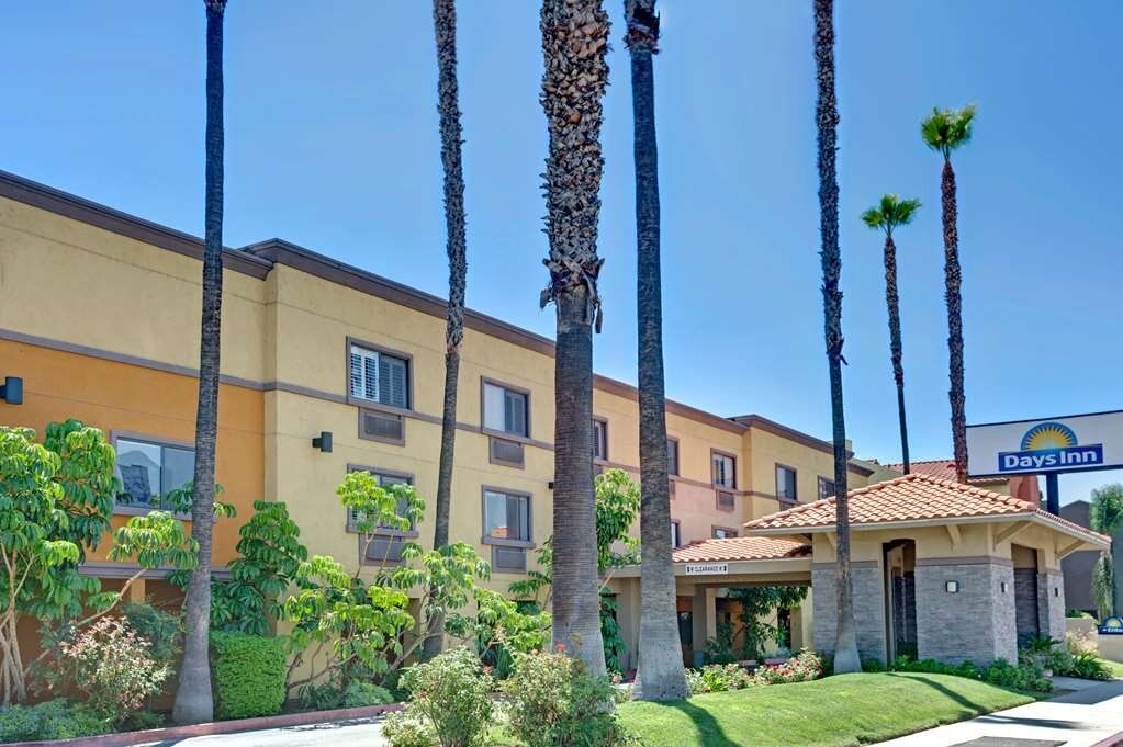 DAYS INN BY WYNDHAM WEST COVINA Updated 2024 Prices Hotel