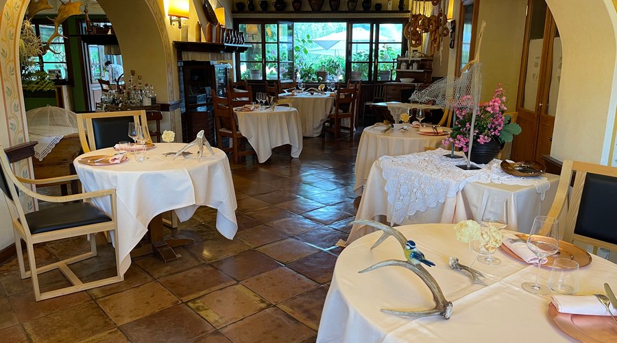 Trattoria al Cacciatore - La Subida image 1 - Full view