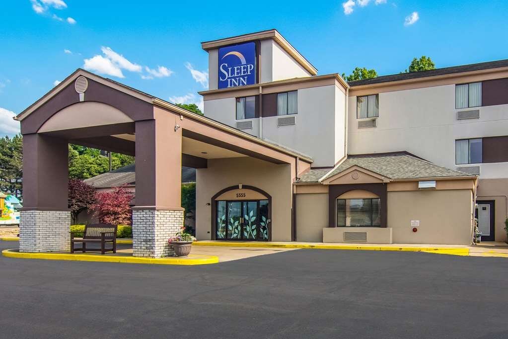 SLEEP INN Updated 2024 Prices & Hotel Reviews (Austintown, Ohio)