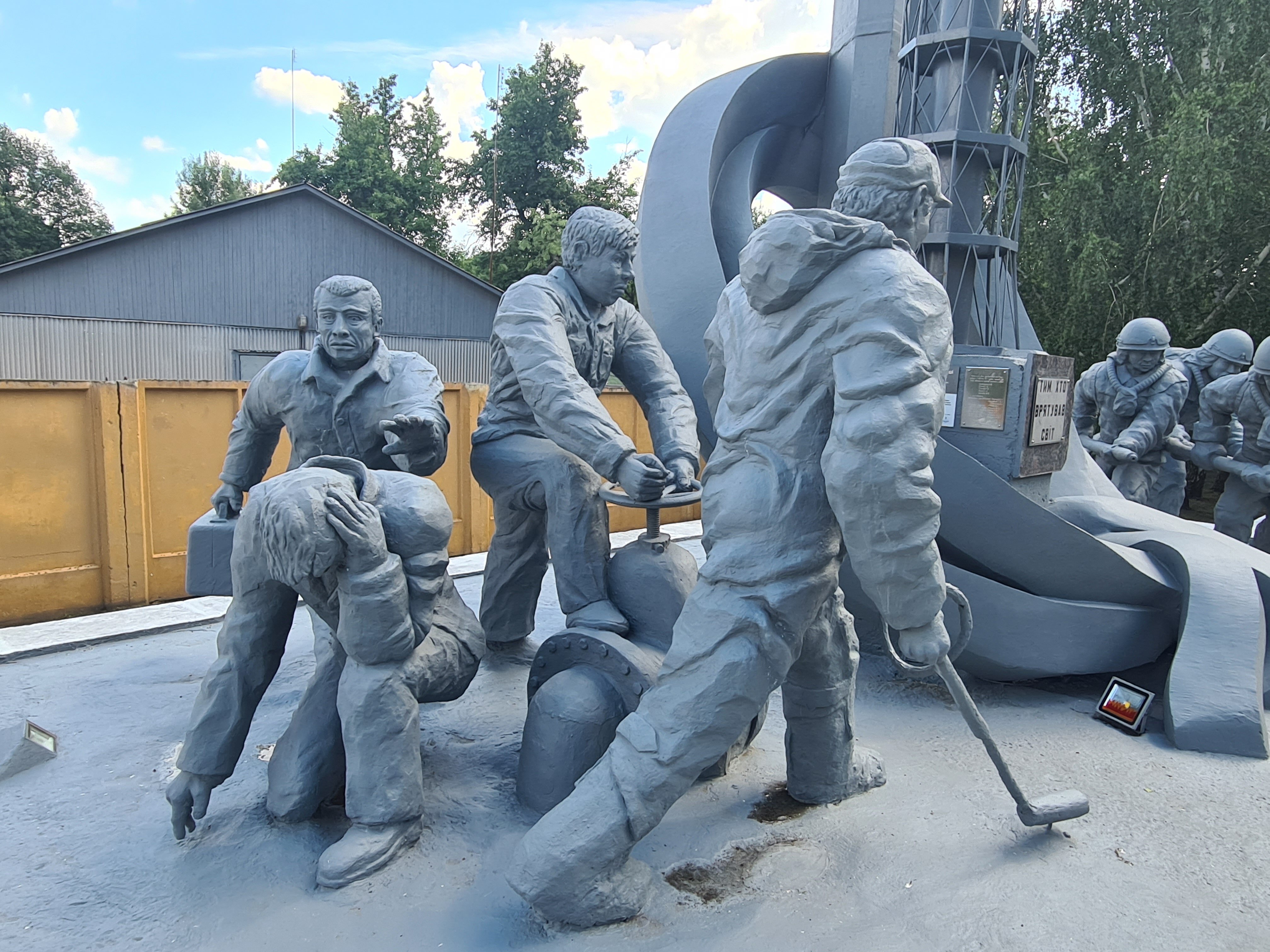 MONUMENT TO THOSE WHO SAVED THE WORLD (Chernobyl): Ce Qu'il Faut Savoir