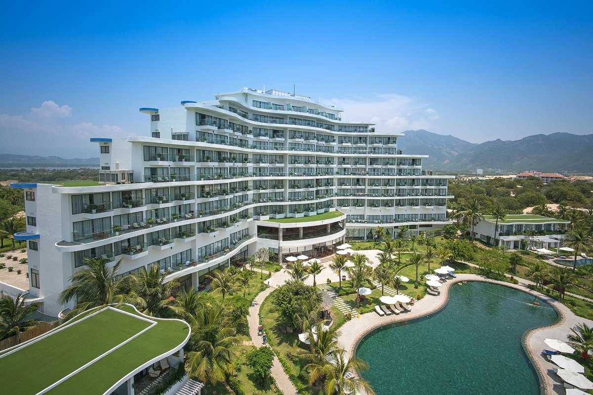 THE 10 BEST Nha Trang Beach Resorts - Jul 2022 (with Prices) - Tripadvisor