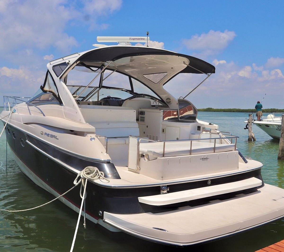 30 person yacht rental cancun