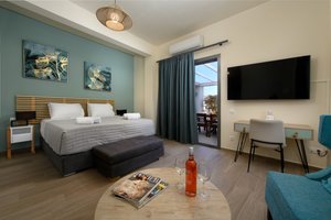 Room & Suite