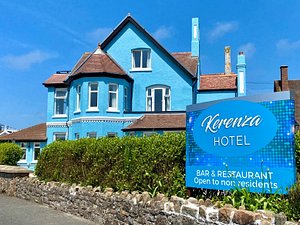Kerenza Hotel Cornwall in Bude, image may contain: Villa, Cottage, Hotel, Hedge