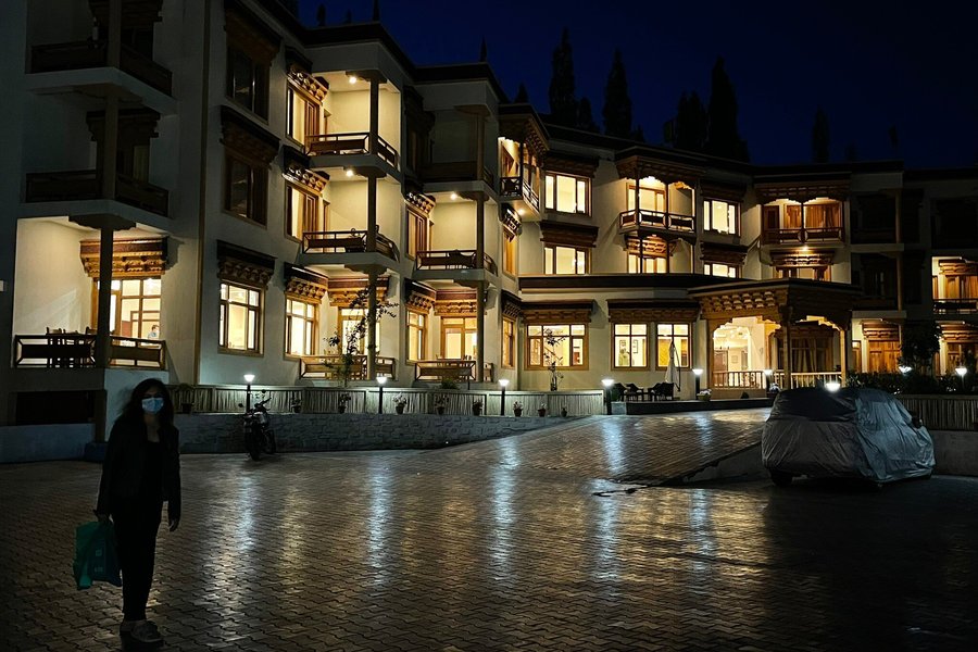 Отель леша. Leh Palace.