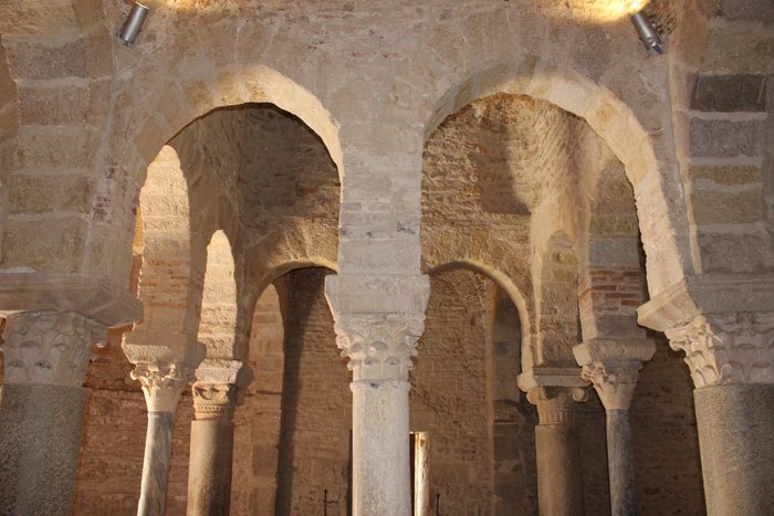 Imagen 8 de Seu d'Ègara-Esglésies de Sant Pere