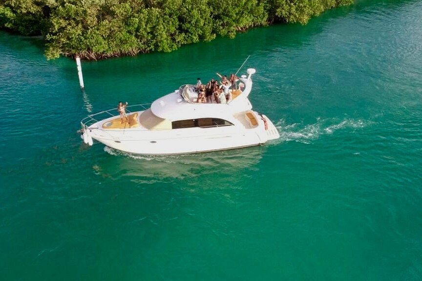 yacht experiences tulum