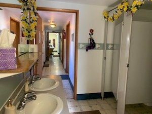 Room & Suite