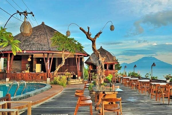 Nusa Penida Beach Hotel Indonesia Ulasan Perbandingan Harga Losmen Tripadvisor