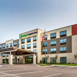 THE BEST Hotels in West Allis, WI 2023 (from $70) - Tripadvisor