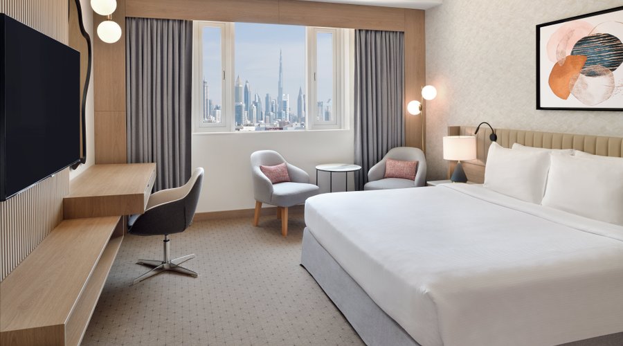 Premium King room with views to Burj Khalifa