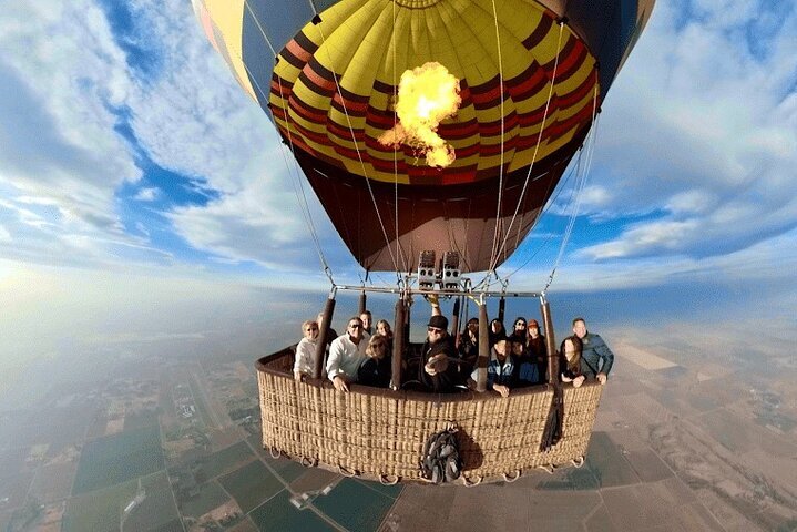 Sunrise balloon clearance ride