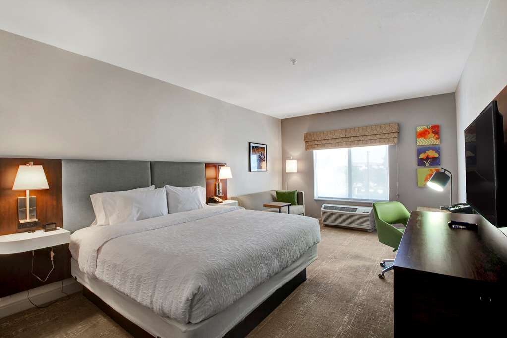 Hotel photo 36 of Hampton Inn & Suites Hemet.