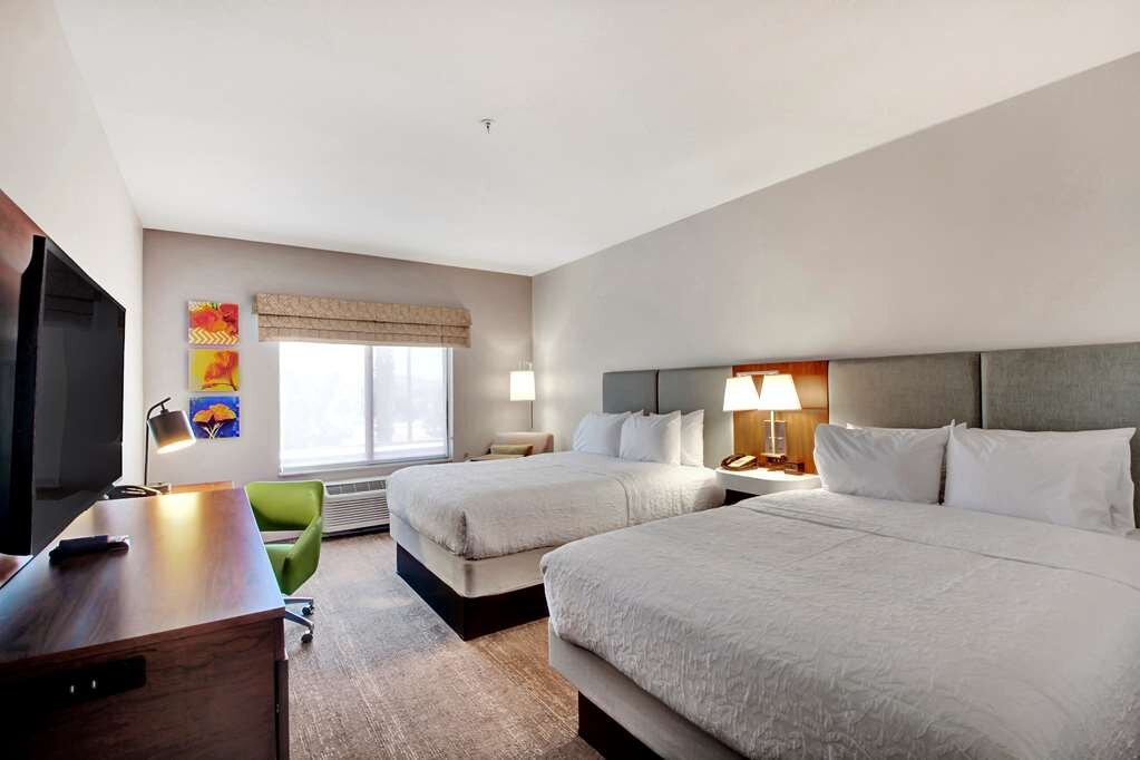 Hotel photo 7 of Hampton Inn & Suites Hemet.