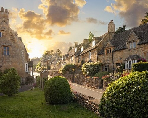 tours of cotswolds from london