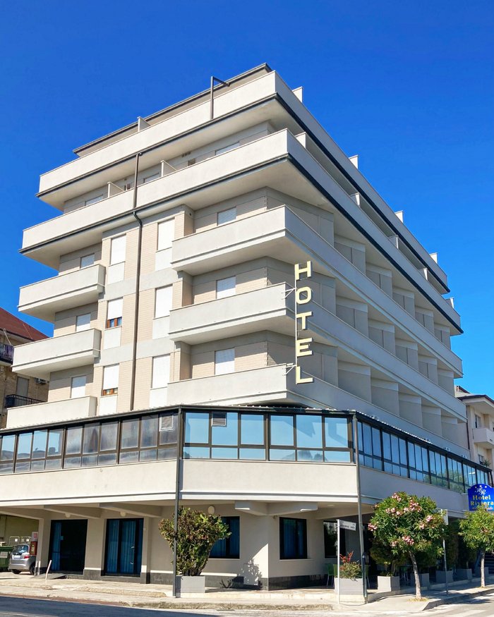 HOTEL RIVIERA - Prices & Reviews (Porto San Giorgio, Italy - Marche)