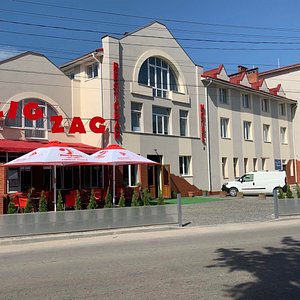Готельно-ресторанний комплекс ZIG ZAG