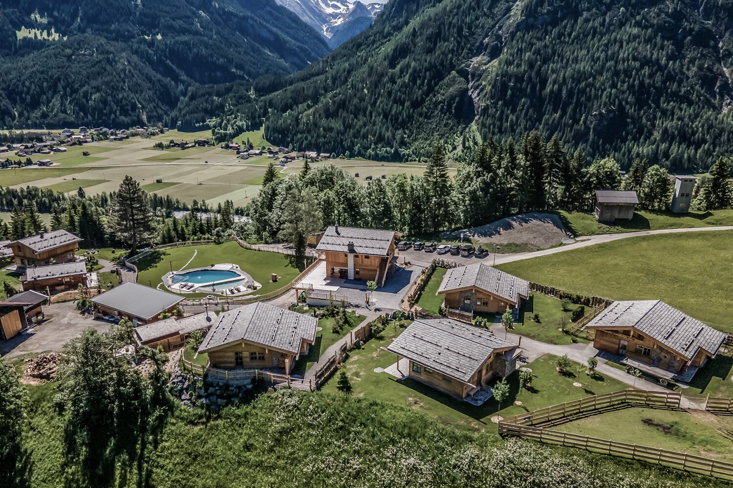 BENGLERWALD BERG CHALETDORF - Updated 2023 Prices (Austria/Bach Im Lechtal)