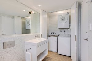 Room & Suite