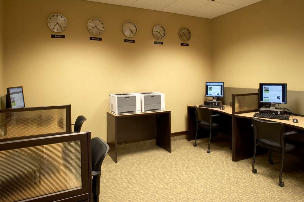 Hotel photo 55 of HYATT house Sterling/Dulles Airport-North.