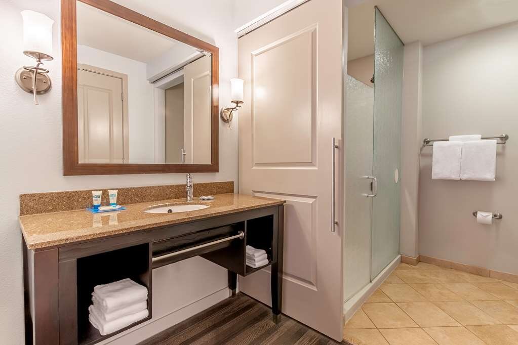 Hotel photo 32 of HYATT house Sterling/Dulles Airport-North.