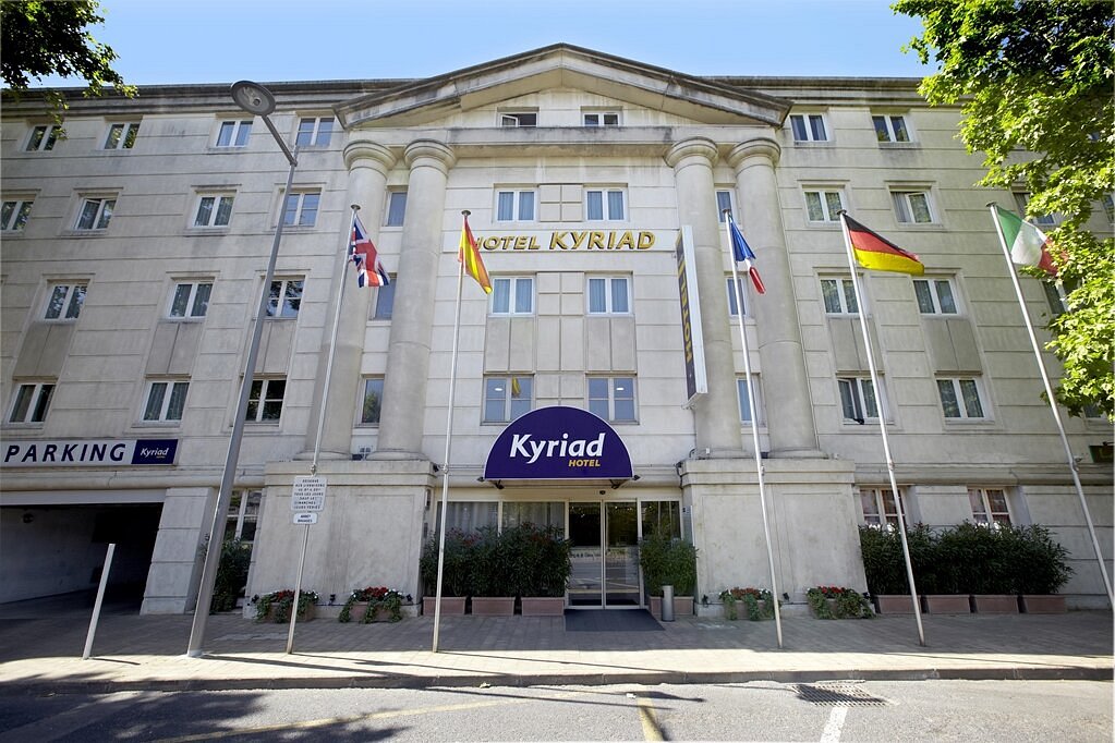 Kyriad Montpellier Centre - Antigone, hôtel à Montpellier