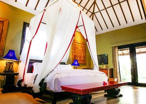 Room & Suite