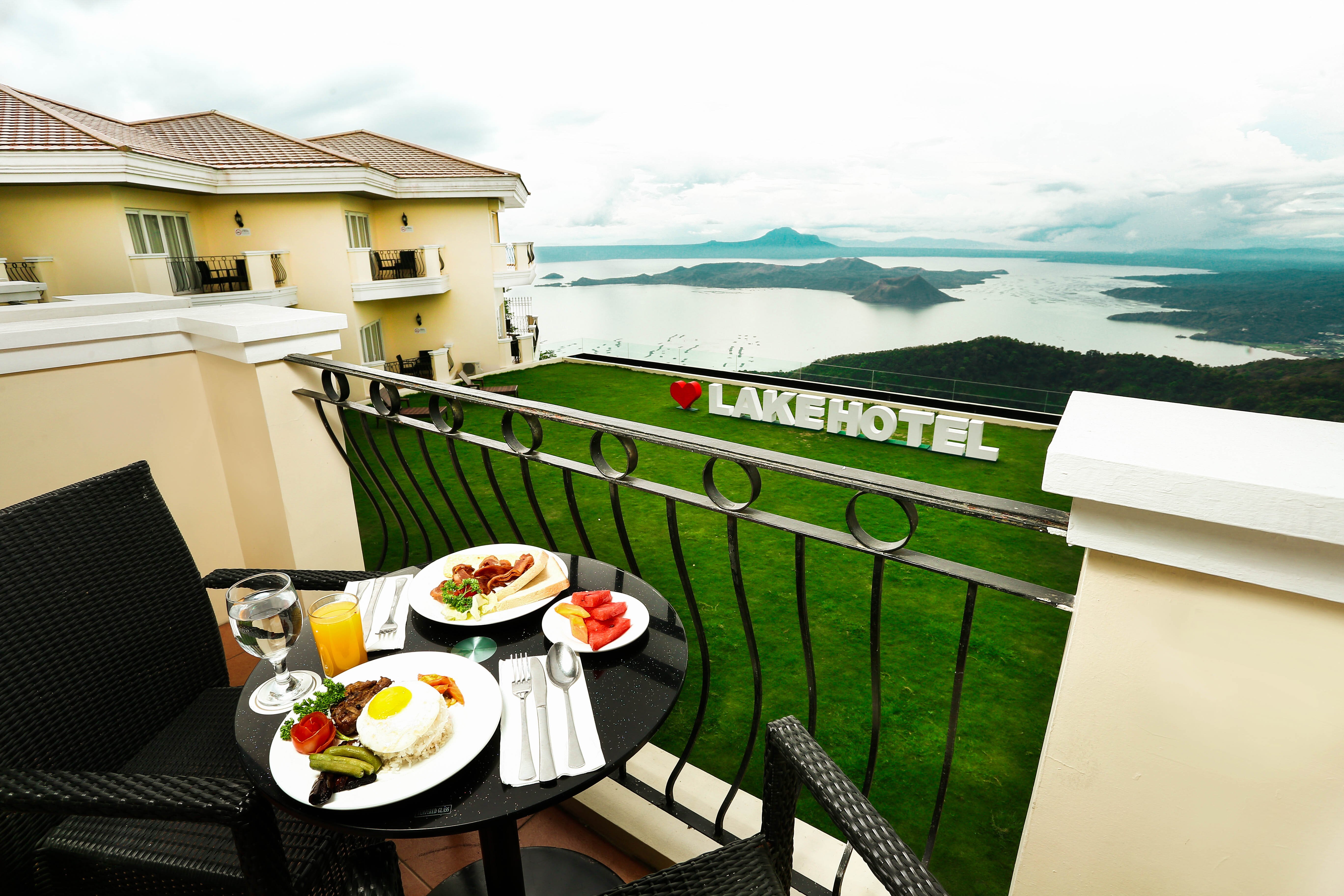 The Lake Hotel Tagaytay Rooms: Pictures & Reviews - Tripadvisor